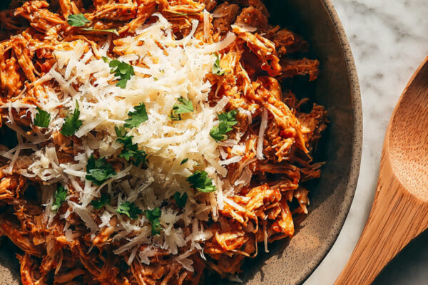 top-view-of-a-bowl-filled-with-cooked-spiced-shred (1)
